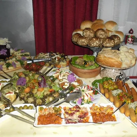 Garni Hotell 4*