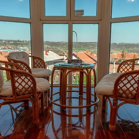 Garni فندق كراغوييفاك