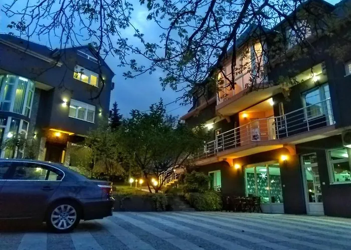 Garni فندق كراغوييفاك